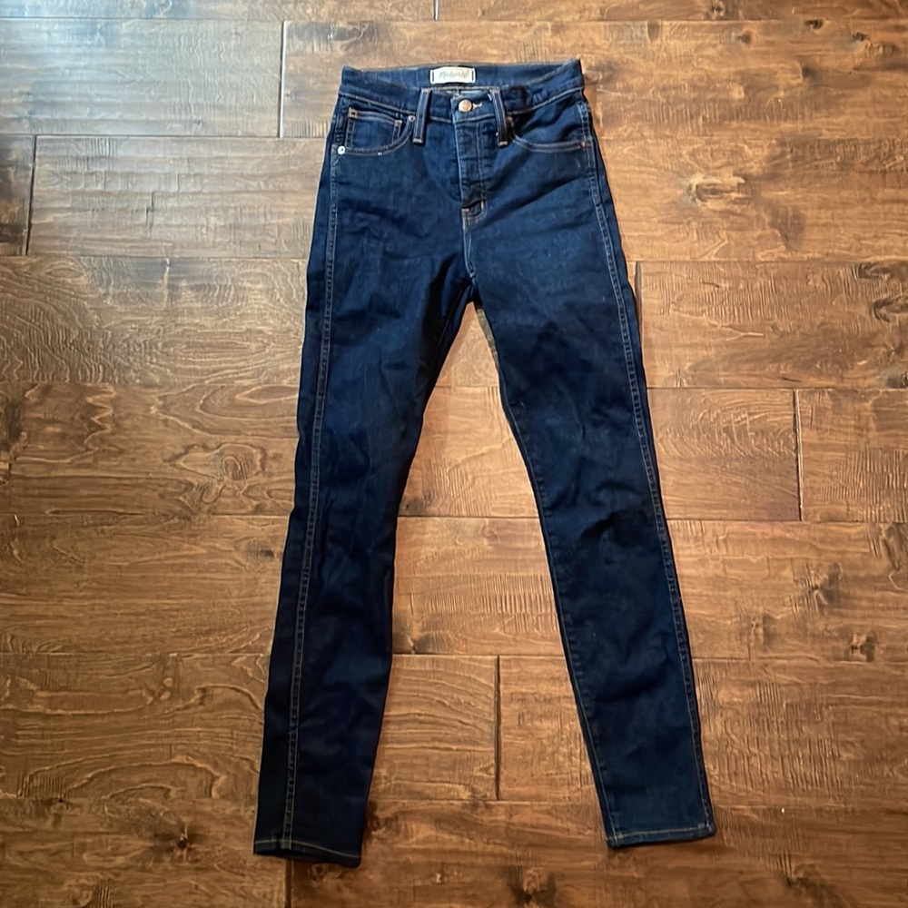 10 in dark wash 24 skinny madewell jeans EUC